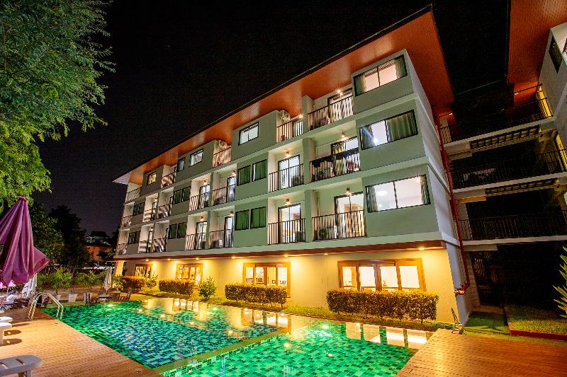 Huen Jao Ban Hotel [SHA Plus-certified] - Havuz