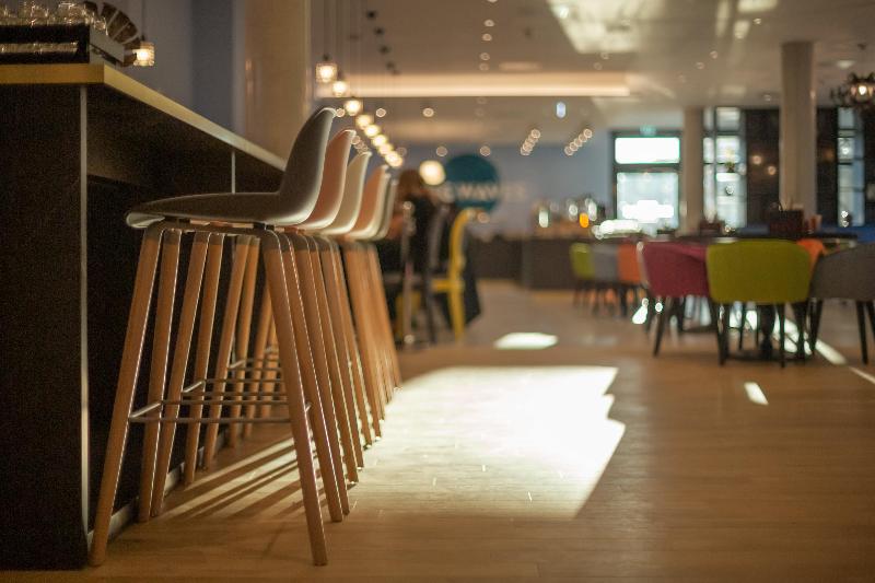 Holiday Inn - the niu, Mood Mainz - Bar