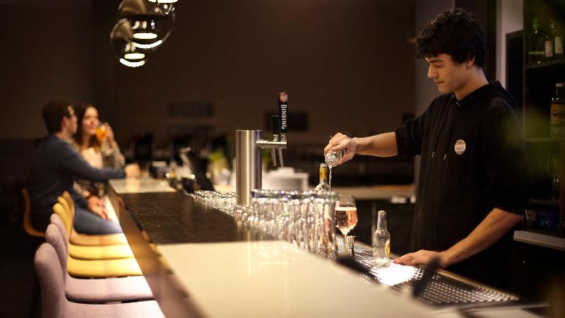 Holiday Inn - the niu, Air Frankfurt Messe - Bar
