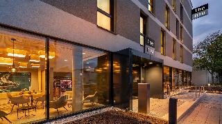 Holiday Inn - the niu, Timber Esslingen fotoÄŸrafÄ±