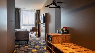 Holiday Inn - the niu, Timber Esslingen fotoÄŸrafÄ±
