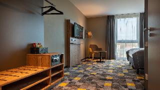 Holiday Inn - the niu, Timber Esslingen fotoÄŸrafÄ±