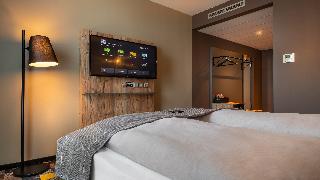 Holiday Inn - the niu, Timber Esslingen fotoÄŸrafÄ±