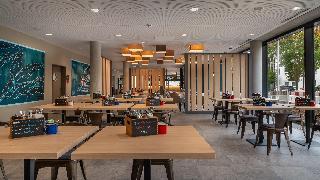 Holiday Inn - the niu, Timber Esslingen fotoÄŸrafÄ±