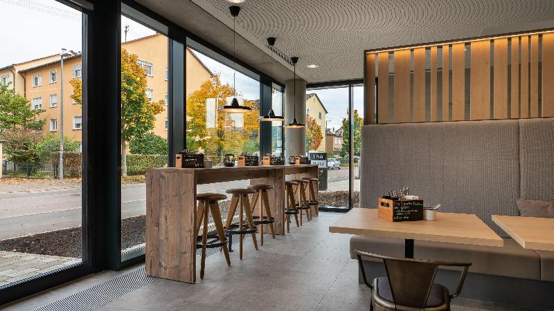 Holiday Inn - the niu, Timber Esslingen - Restoran