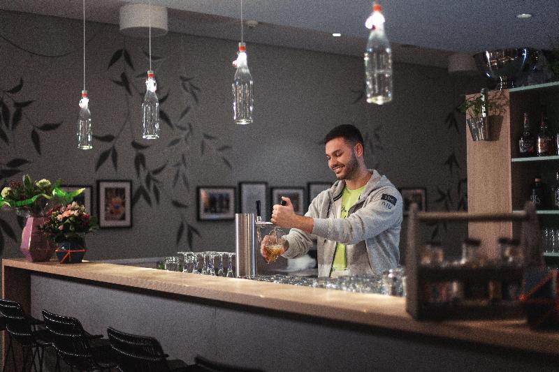 Holiday Inn - the niu, Crusoe Bremen Airport - Bar