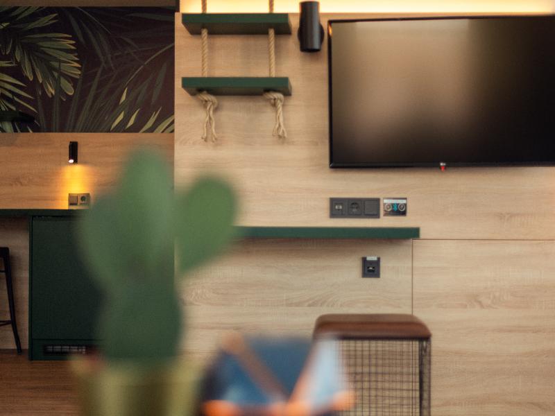Holiday Inn - the niu, Crusoe Bremen Airport - Oda