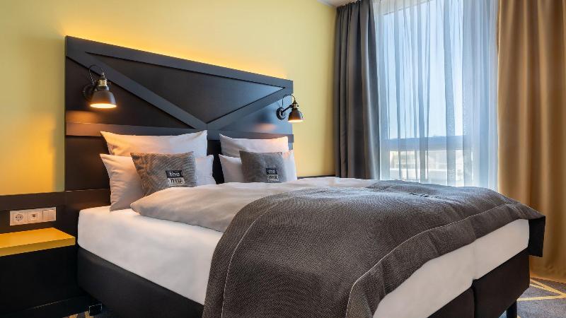 Holiday Inn - the niu, Fury Aschheim Messe - Oda