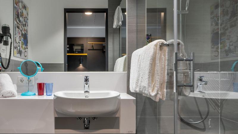 Holiday Inn - the niu, Fury Aschheim Messe - Oda