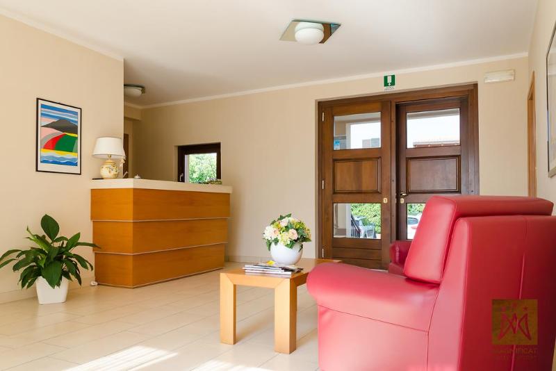 Magnificat Hotel & Resort - Lobi
