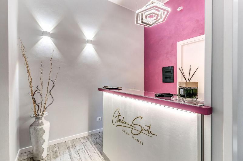 Gardenia Suites - Lobi