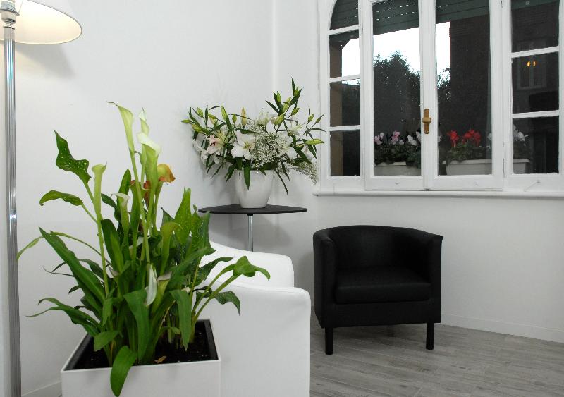 Gardenia Suites - Lobi