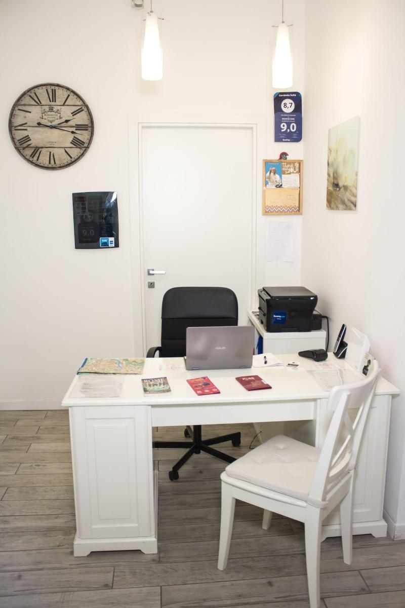 Gardenia Suites - Lobi