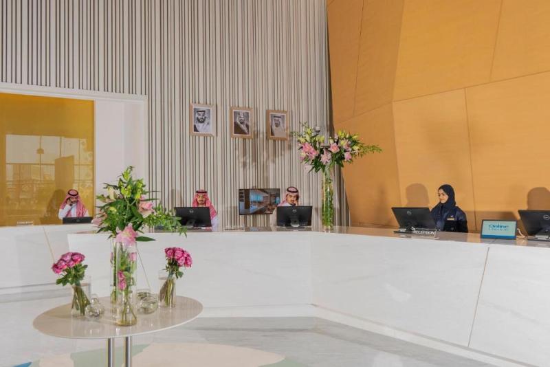 Rotana Corniche - Lobi