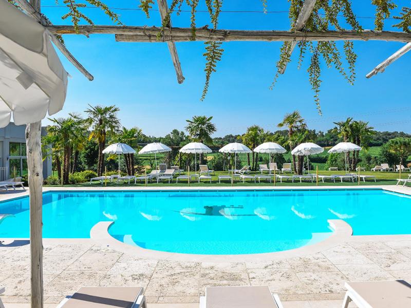 Garda Apartments San Vigilio Golf - Havuz
