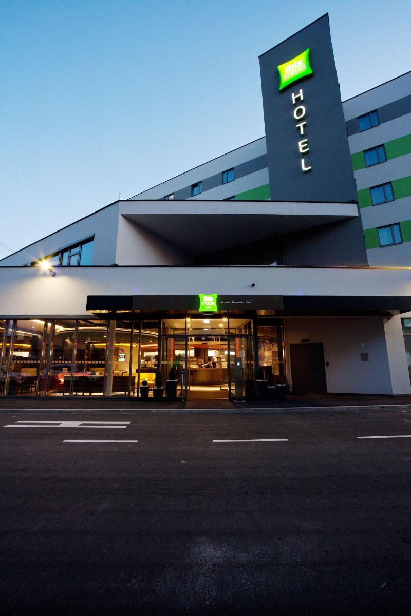 Ibis Styles Parndorf Neusiedler See - Teras