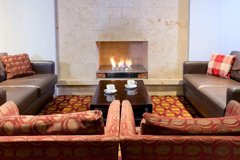 Aberdeen Airport Dyce Hotel, Sure Collection by BW - Bar