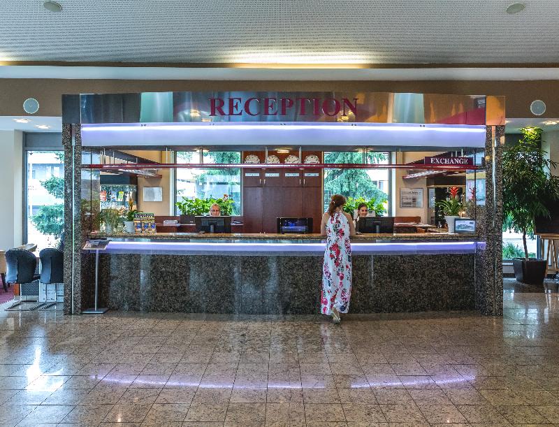 Wellness Hotel Step - Lobi