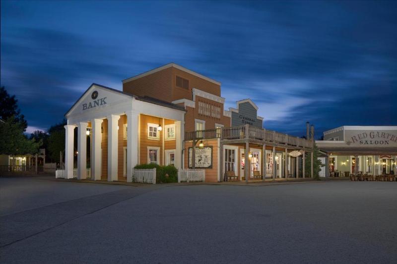 Disney's Hotel Cheyenne - Genel