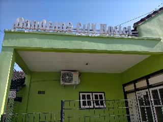 Gandrung City Hostel By Zuzu fotoÄŸrafÄ±