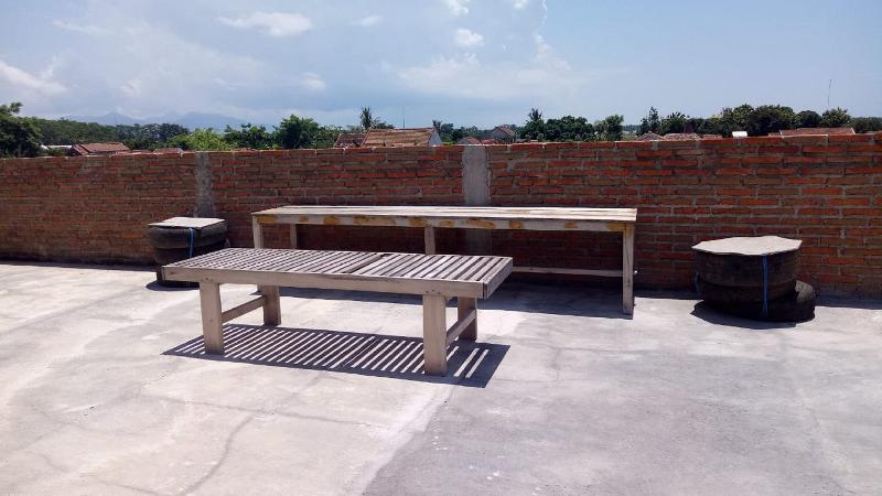 Gandrung City Hostel By Zuzu - Teras