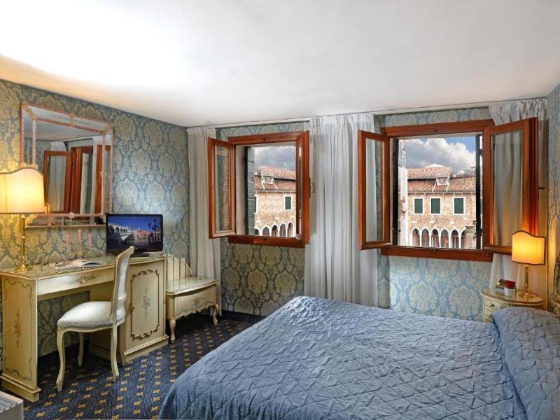 Rialto Hotel - Oda