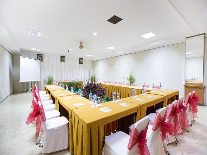 Hotel Cianjur Cipanas - Toplantı