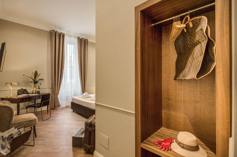 Charme Spagna Boutique - Oda