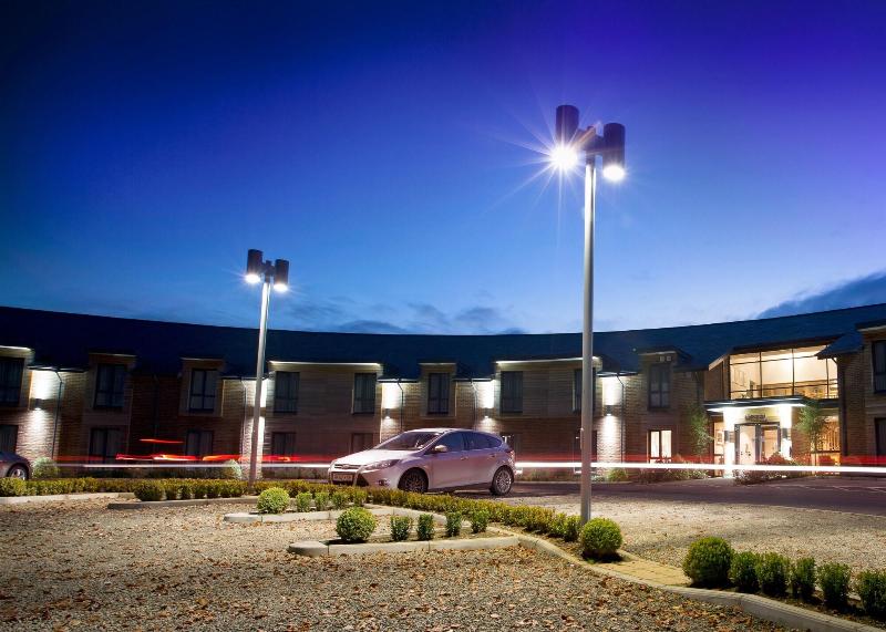 Sandford Springs Hotel & Golf Club - Genel