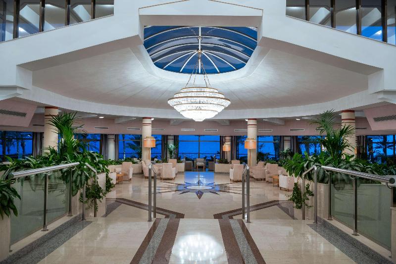 Constantinou Bros Athena Beach Hotel - Lobi