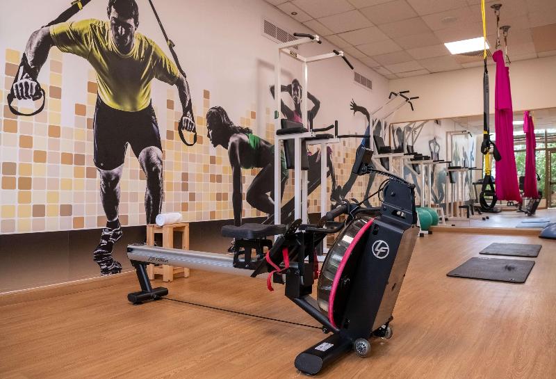 Constantinou Bros Athena Beach Hotel - Aktivite
