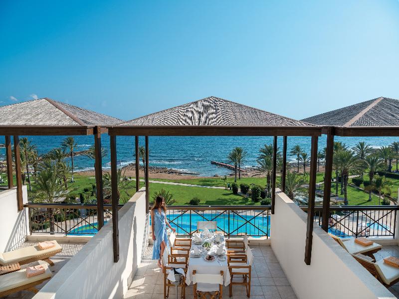 Constantinou Bros Athena Beach Hotel - Oda