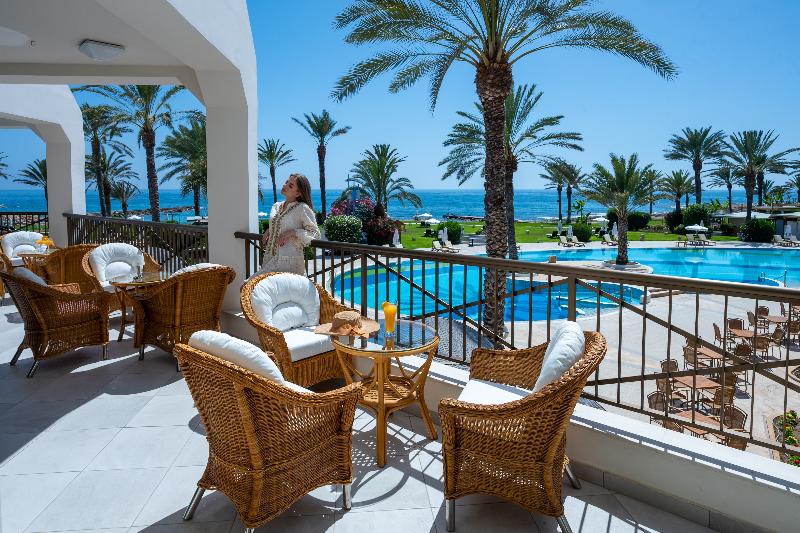 Constantinou Bros Athena Beach Hotel - Teras