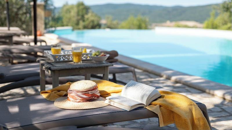 Tenuta Il Sassone - Wine & Food - Genel