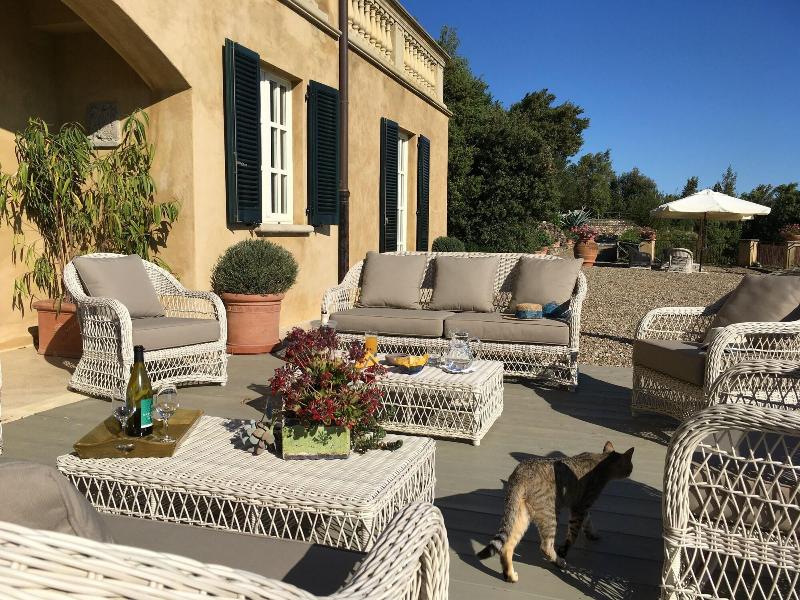 Tenuta Il Sassone - Wine & Food - Genel