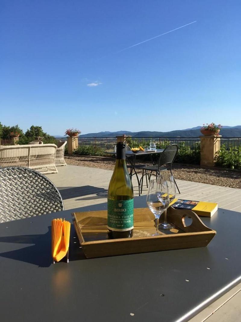 Tenuta Il Sassone - Wine & Food - Genel