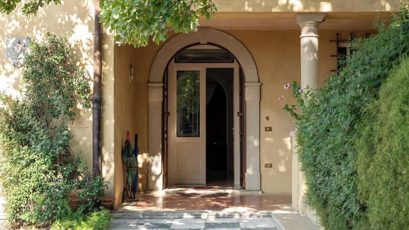 Tenuta Il Sassone - Wine & Food - Genel