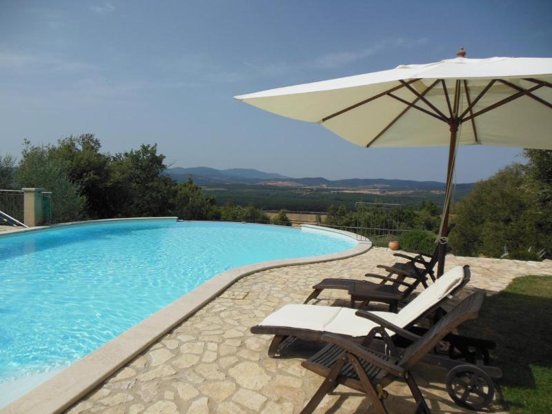 Tenuta Il Sassone - Wine & Food - Genel