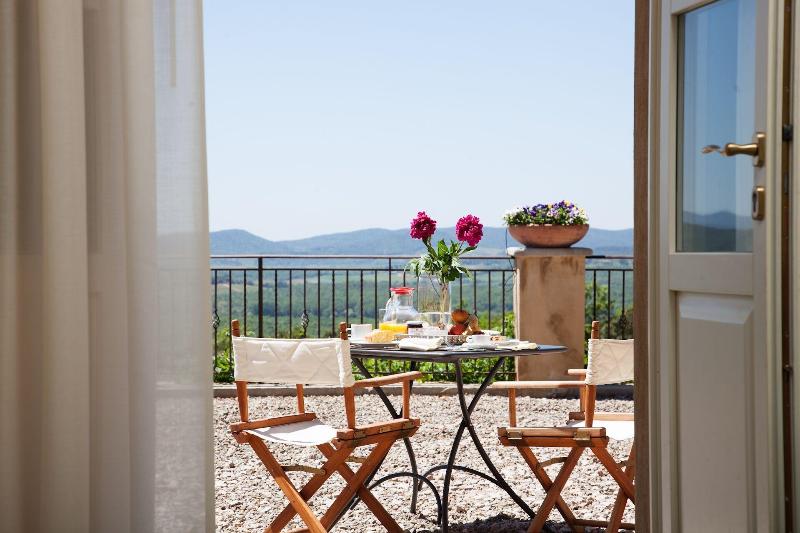 Tenuta Il Sassone - Wine & Food - Oda