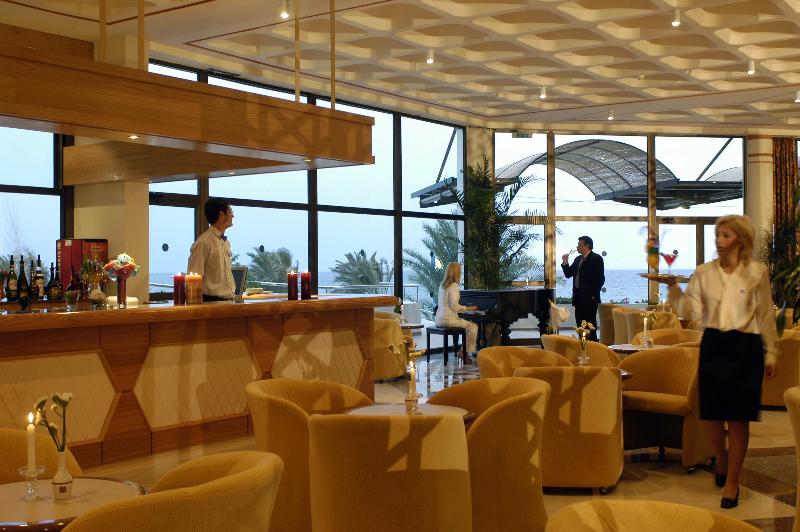 Constantinou Bros Athena Royal Beach - Bar