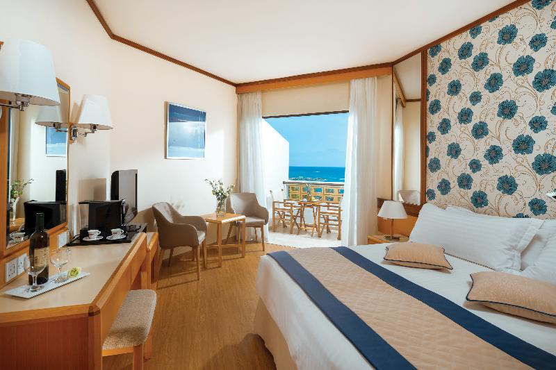 Constantinou Bros Athena Royal Beach - Oda