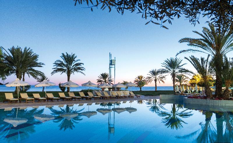 Constantinou Bros Athena Royal Beach - Havuz
