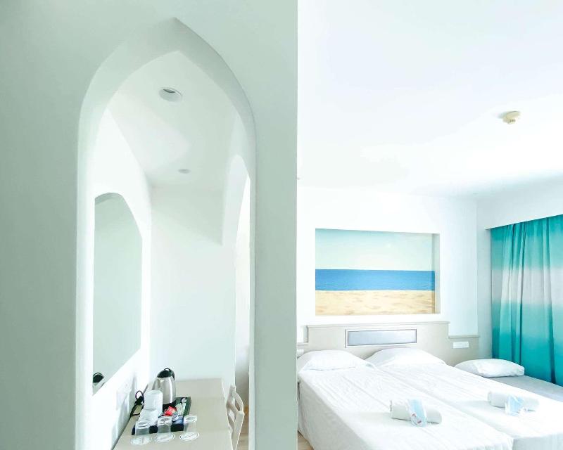 Anesis Hotel - Oda