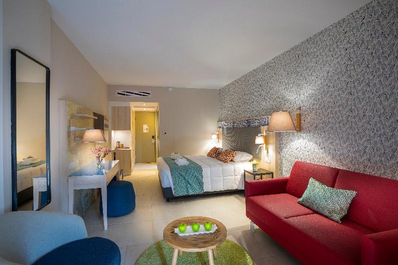 Leonardo Laura Beach And Splash Resort - Oda