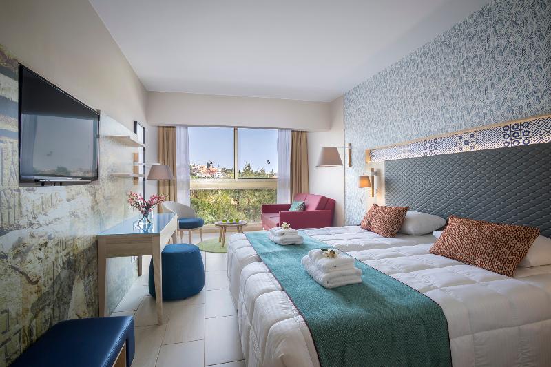 Leonardo Laura Beach And Splash Resort - Oda