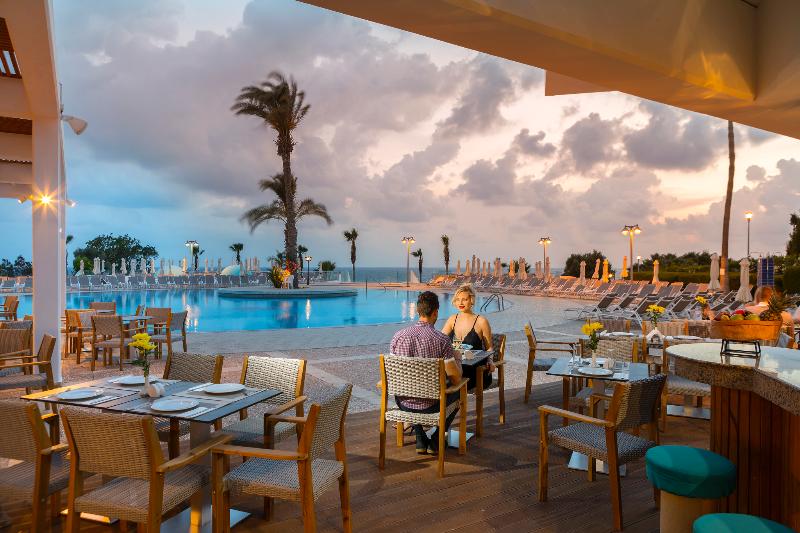 Leonardo Laura Beach And Splash Resort - Restoran