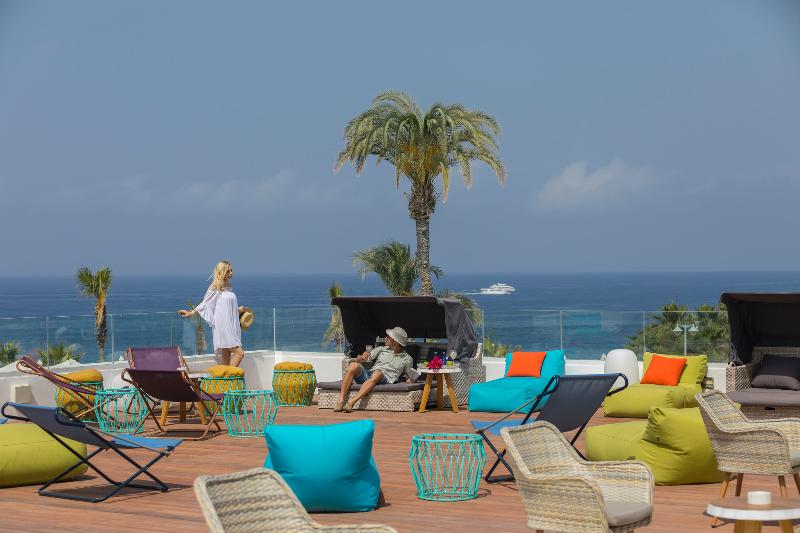Leonardo Laura Beach And Splash Resort - Teras