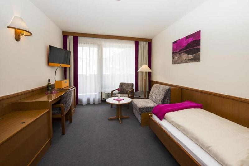 SMARTHOTEL - Oda