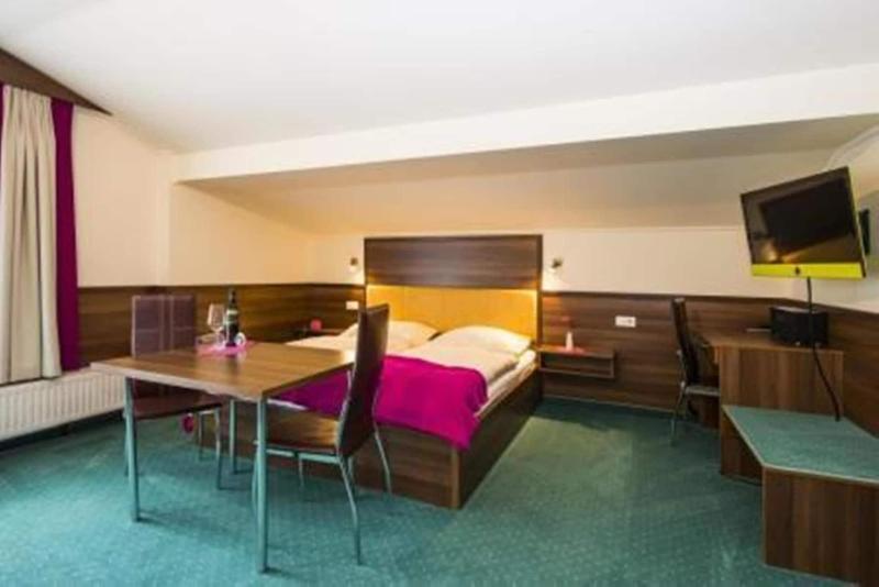 SMARTHOTEL - Oda