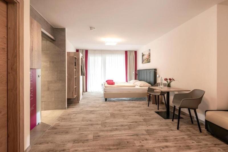 SMARTHOTEL - Oda